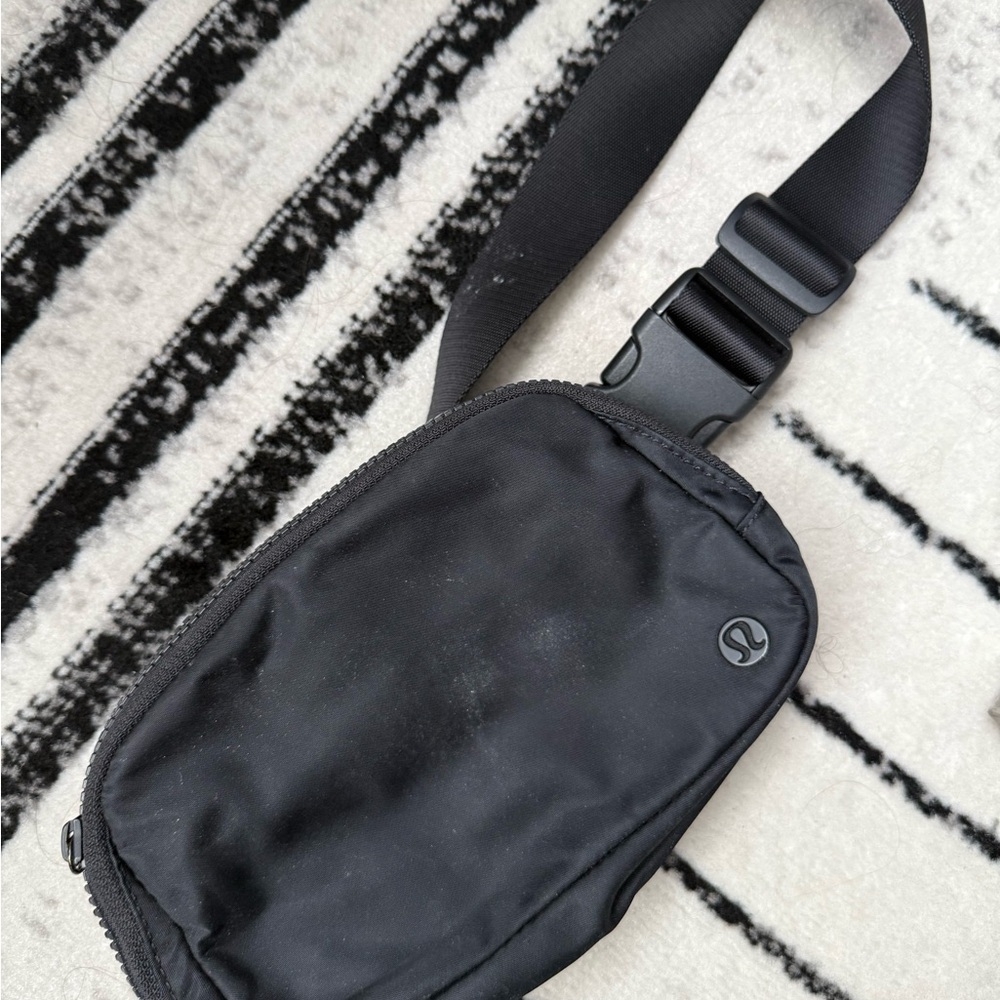 lululemon athletica Black Belt Bag